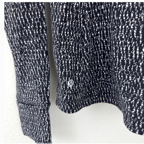 Lululemon Women's Runderful Long Sleeve Active Top Jacquard Black White Size 12 - Picture 8 of 10